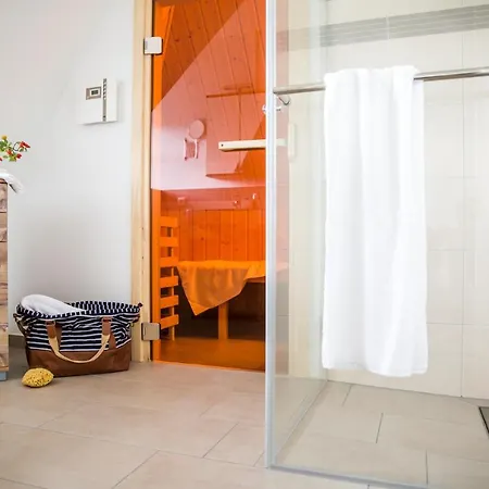 Haubenlerche 32 Feriehus *